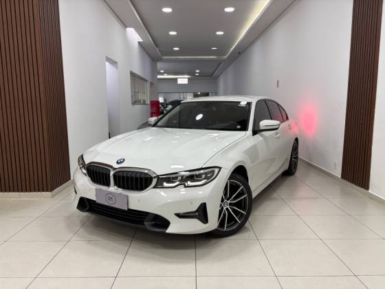 BMW 320i 2.0 16V TURBO GASOLINA SPORT AUTOMÁTICO